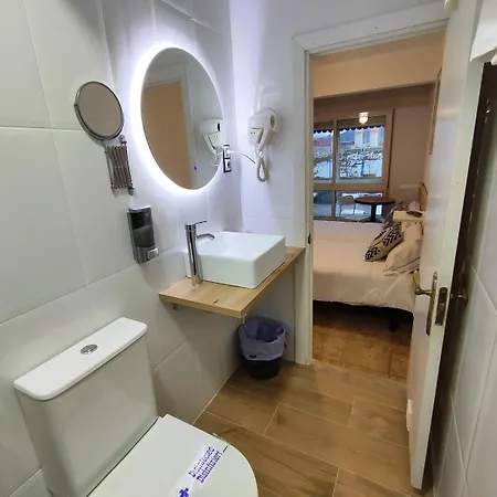 Lucy 게스트하우스 3*