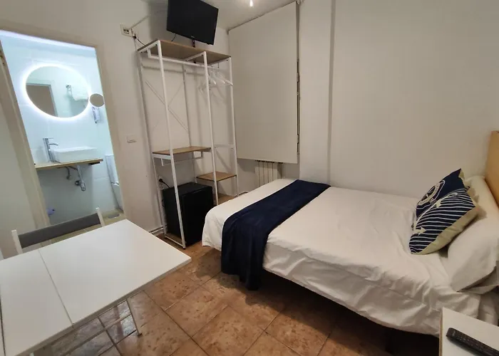 Lucy Pensjonat Santander